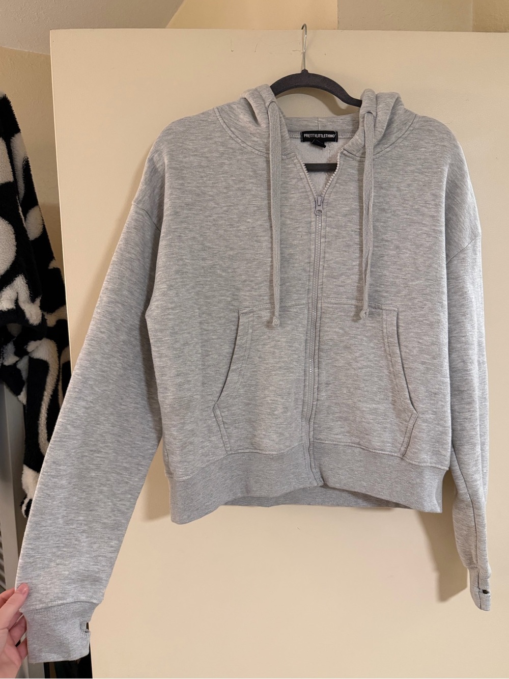 PrettyLittleThing Light Gray Fleece Zip Hoodie